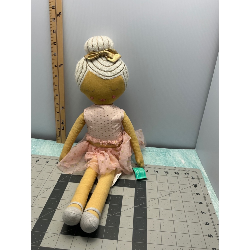 Target Ballerina Doll Pink Sparkle Tutu Gold Hair Bun‎ Blonde